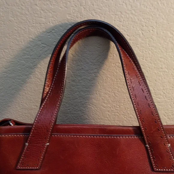 Fossil Rich Brown Leather Shoulder Bag - Picture 2 of 16
